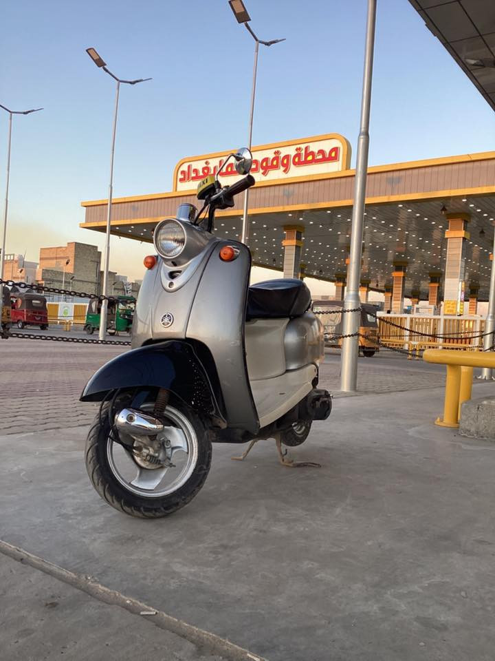 سلام عليكم
دراجه كلاسك كهربئيات كله شغاله

دراجه حلوه ونضيفه مكينه جديده باقيه عل وضع الشركه 

مكان بغداد الشعب الجزائر تواصل خاص او عل واتساب ***********
