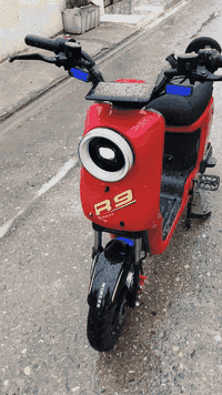 دراجه شحن البيع جديده كلشي شغال بطاريات ستوني شادهن جدد سعر 400قفل تفا...