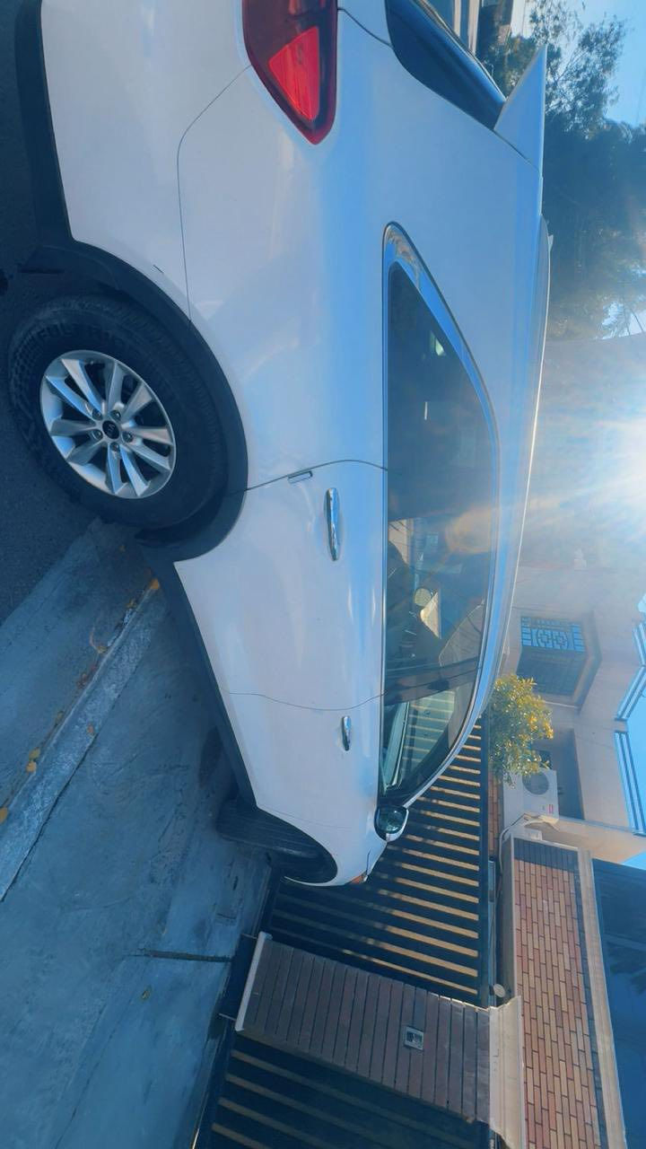 السلام عليكم للبيع او المراوس
سورنتو موديل2019 وغرد امريكي حادث فقط دعاميه مكفوله من الصبغ والبارد ماشية 50مايل مواصفات اعتياديه رادارات وتدفئة كشنات تحكم كهرباء شاشه كبيرة 
المكان بغداد شارع السفارات
*********** السعر 21$ وبيها مجال للشراي
