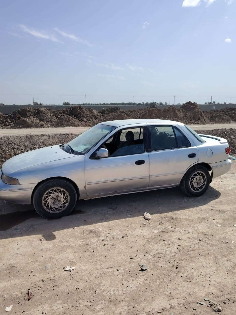 السلام عليكم كيا سيفيا موديل 94 رقم بغداد تحويل ثاني يوم كير  محرك صدر كهربائيات تخم تاير السعر 27 وبيه مجال قليل *********** ***********
