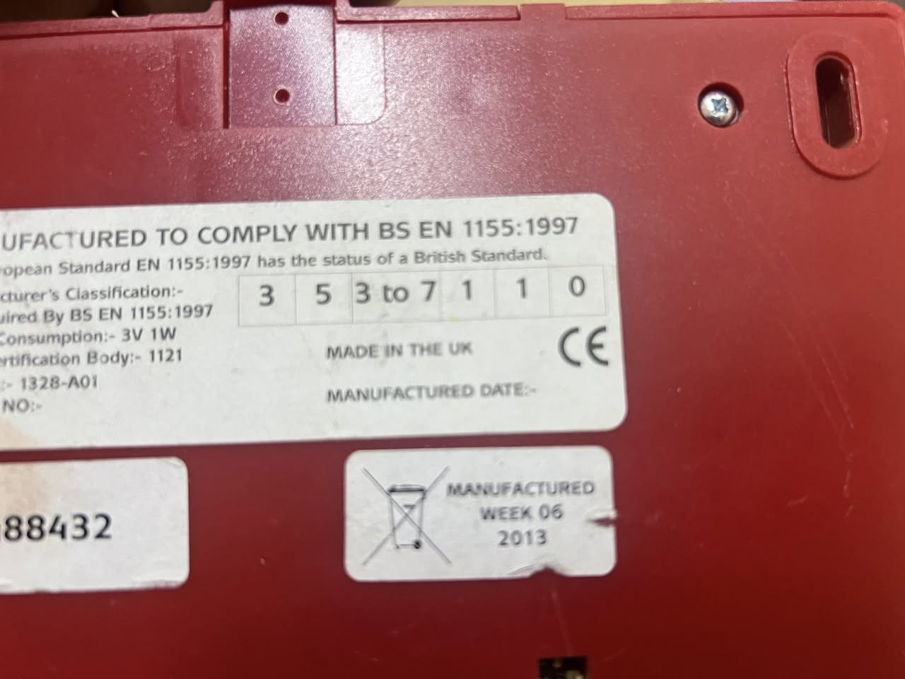 جهاز خاص بالحرائق إنكليزي وجديد


**إذا كنت صاحب هذا الإعلان وتريد حذفه لأي سبب، رجاءا أرسل رسالة إلى الدعم الفني**