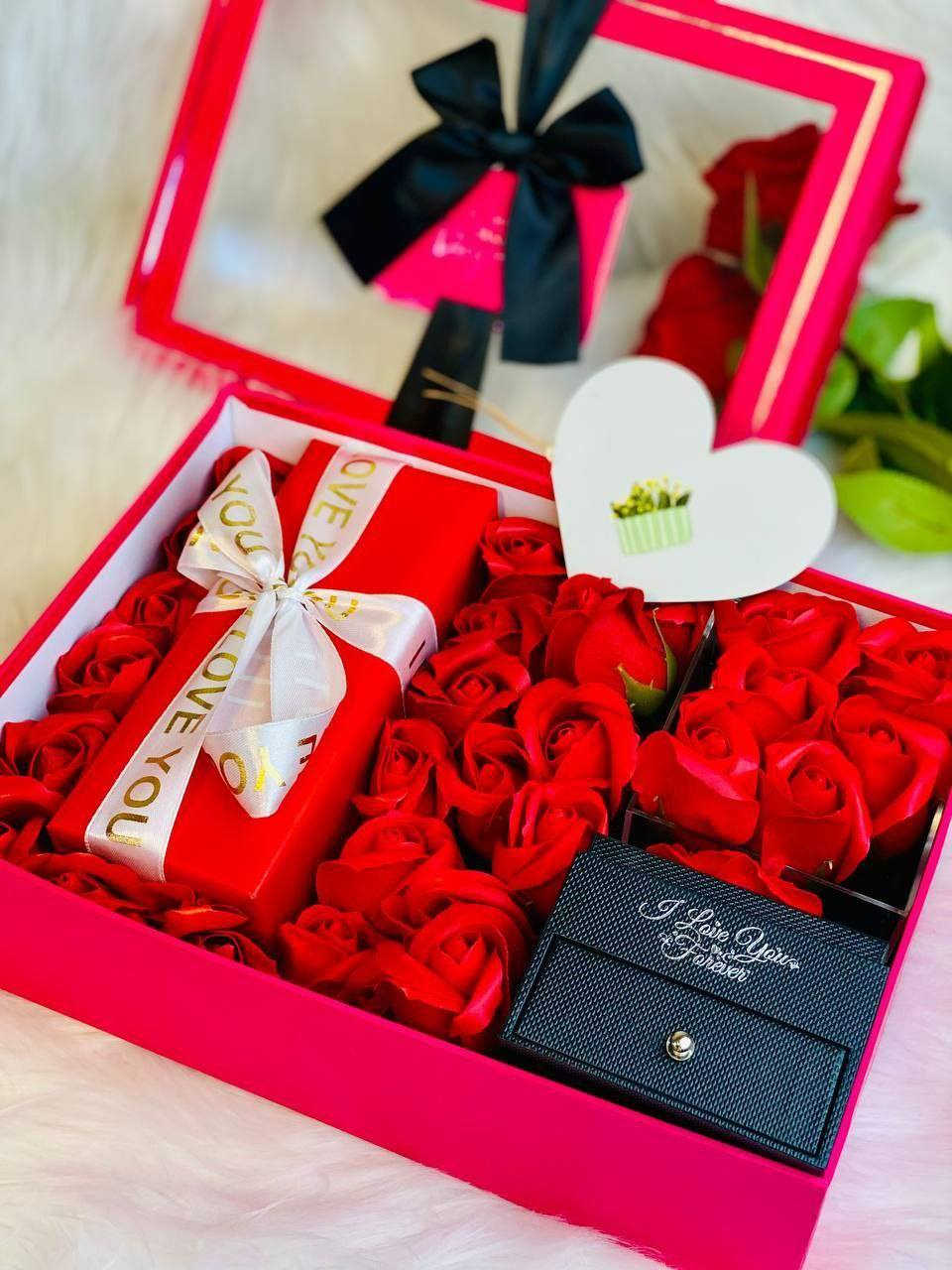 🎁لعشاق الهدايا الكلاسك وفرنا لكم اجمل بوكس هدية عيد الحب ❤️ متكون من عطر Si + قلادة احبك بكل الغات +🎁بوكس ورد وقش وكارت معايده 💌
يوجد خدمة توصيل لجميع محافظات العراق 🚘
#الجميع


**إذا كنت صاحب هذا الإعلان وتريد حذفه لأي سبب، رجاءا أرسل رسالة إلى الدعم الفني**