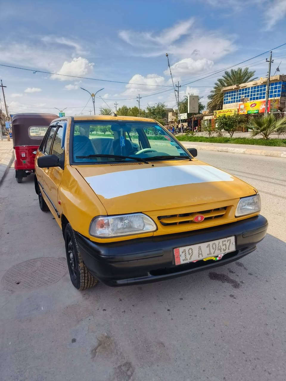 السلام عليكم سياره سايبه للبيع مديل 12سنويه بسمي رقم كربله مشروع وطني سياره جاهزه من كلشي تدفه تبريد عل سويج دواخل حلوه جديده كشر نضيف مكاني كربلاء رقم ***********
