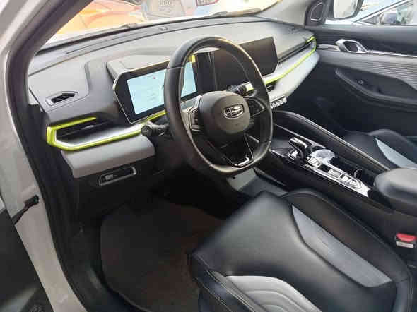 جیلی coolray یە  2024 
کلین
تەنها 45هەزار رۆیشتووە
گێر و مەکینەی ڤۆلڤۆی سویدیە
4پستۆنە
شەغالە
بەسمەیە
تەبرید مەرکەزییە
کوشن جلدە
سلایدە
سەقف پانۆرامایە

سعر لە کۆمێنت داوابکە ڕاستەخۆ بۆت دیت 📩 

زەمانی شەریکەی ماوە
سەنەوی و ژینگەی تازەیە

ژمارەی خاوەنی 
***********
