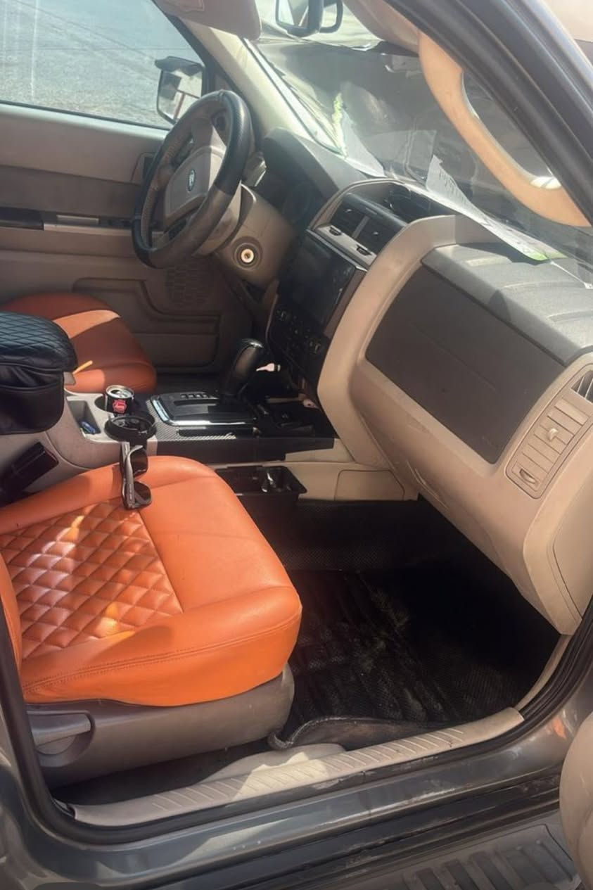 فورد اسكيب ٢٠١٢ هايبر للبيع
0775552838


**إذا كنت صاحب هذا الإعلان وتريد حذفه لأي سبب، رجاءا أرسل رسالة إلى الدعم الفني**