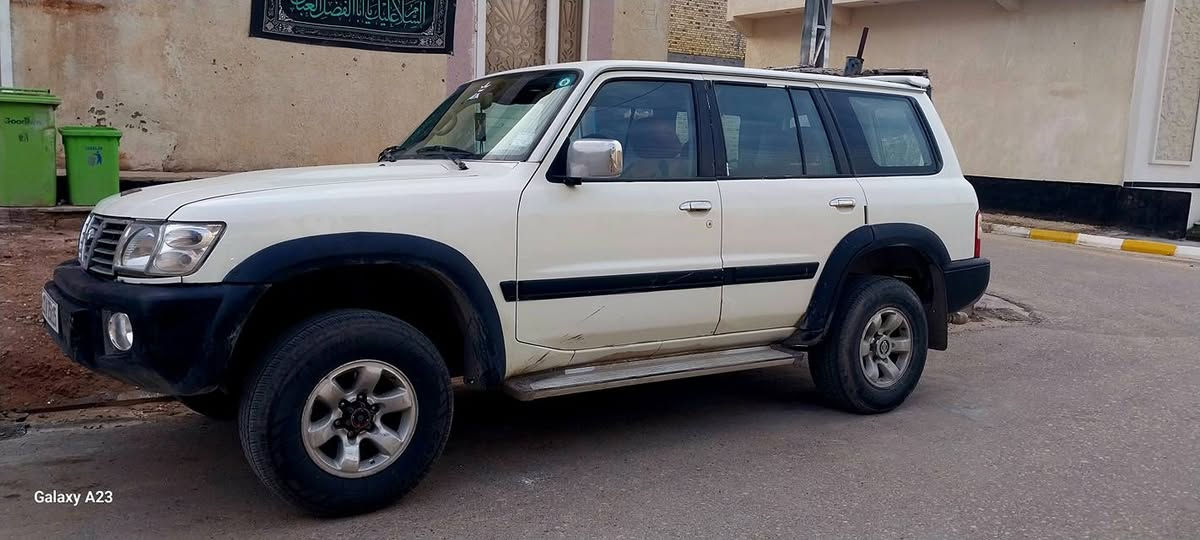 نيسان باترول مديل 2000
سوبر سفاري مكينه 4500 كير عادي السياره فول مواصفات 
١_ فتحه بالقماره 
٢_ جام اوتو 
٣-سنتر لوك ريموت جميع الابواب 
٤_شاشه LED كامره خلفيه  
٥_سستم لايت كامل 
٦_كشنات جلد دشبول عسلي 
 7_ رقم بغداد الدولي الجديد بأسمي 
٨_ ثلاجه 
٩ بوصله 
١٠ ويل كب بلادي 
عليها ادامه كامله  كير ومحرك مكفولات جدد  السياره لا داخله صيد ولا جانت عد صياد 
السعر ١١٠ 
رقم تلفوني بيه وتسب 
***********
