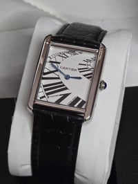 بيانو • سير جلد طبيعي • أرقام رومانية