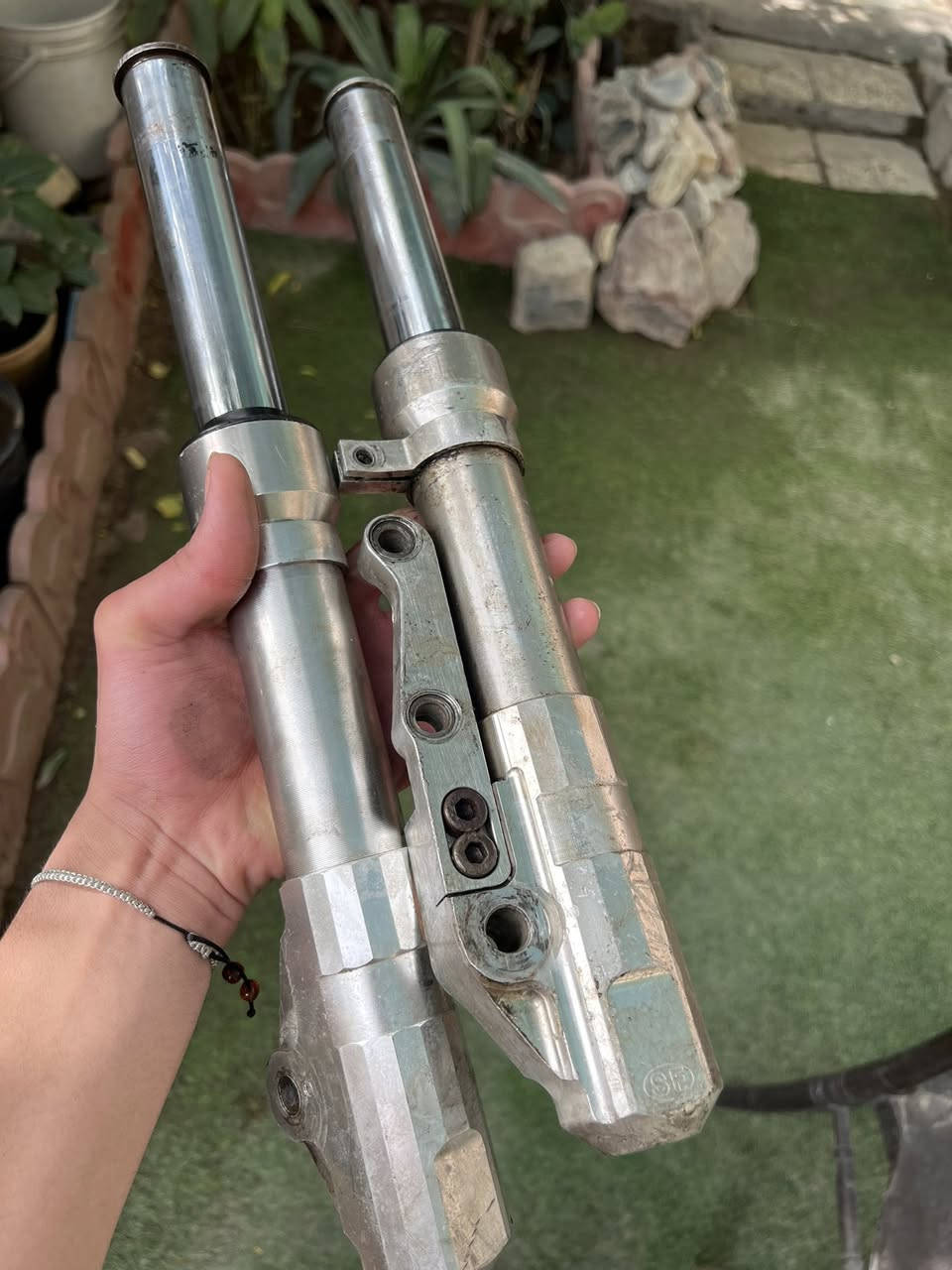 صدر رياضي. مال جي تي ار. وثعلب. ويمكن يرهم سكنس. مستعجل على بيعته مكفول من الطسة وكعدته عل دراجة. تخبل. يعليها. مكاني بغداد البياع ***********
