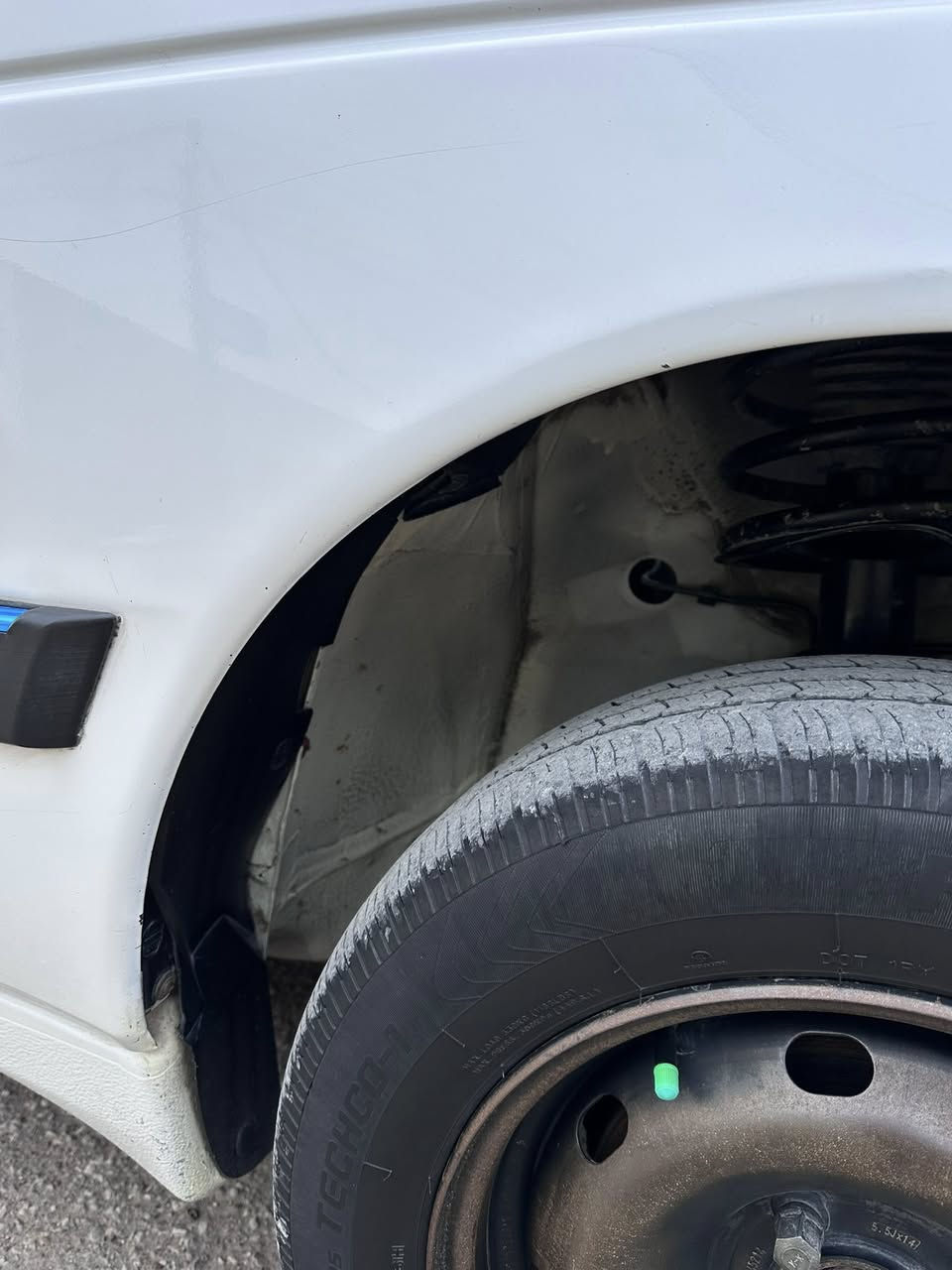 بيجو لميس ٢٠١٣.  
كفاله عام ولاقطره خياس 
تدفئه تبريد كهربائيات كله شغاله عل ابلاد السياره ماشيه ١٤٤ حقيقي السياره مال بيت 
مكينه فرنسي قطره بنص كفاله لا التنقيص ولا تبخير ولا نضح 
كير فرنسي رياضي خفيف  تمشي ١٠٠ رونك ٢ 
صدر امامي خلفي 
دواخل جديده كله بلادي 
السياره بسمي تحويل ثاني يوم هزه جديده 
السعر ٥٤ وبيه مجال بسيط 
مكان السياره بغداد محموديه 
ما متواجد عل نت 
***********
