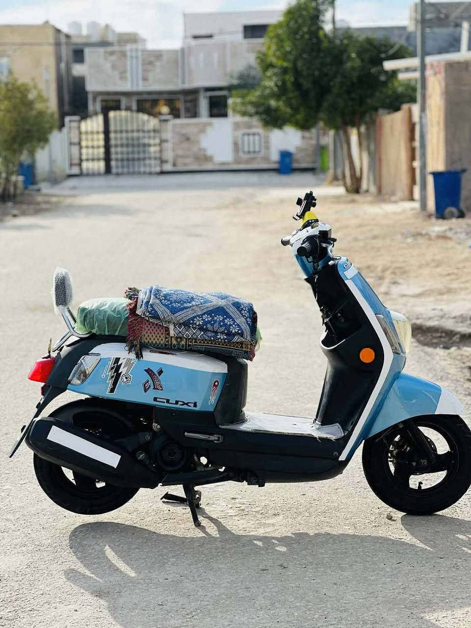 السلام عليكم بوليسي 2013 للبيع المكان كربلاء طوريج السعر مليون وبيه مجال قليل الاتصأل بألرقم ***********
