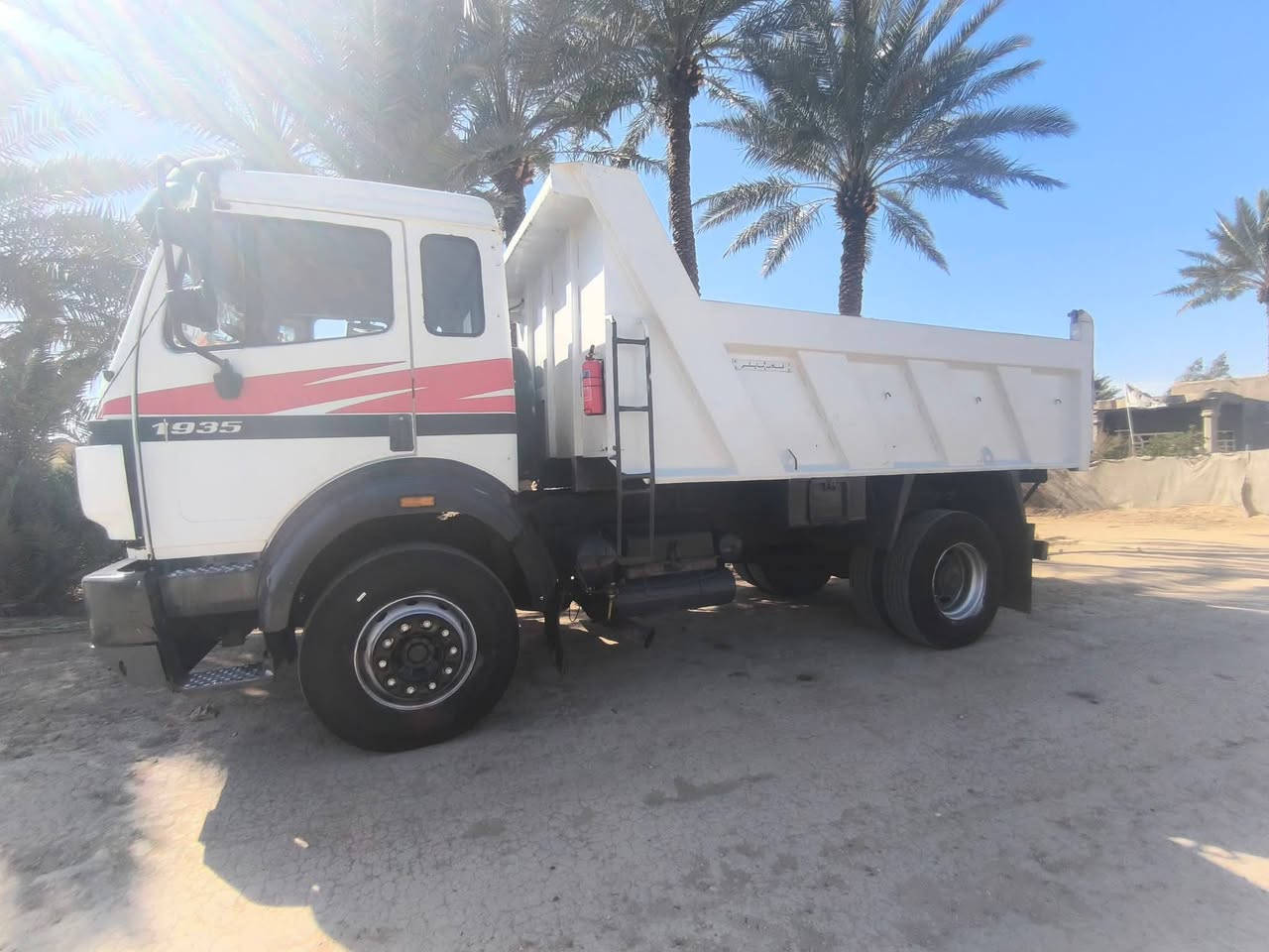 اسلام عليكم البي كرواتي موديل 96اصل قلاب مكفوله كفاله عامه رقم نكليزي بسمي اكسن جيف. مكينه  سته سوبر كير سته ودكمه تخم تاير جديد سياره جاهزه كبل شغل ماناقصه برغي سياره خير من الله ***********
