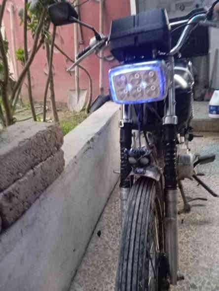 بارت ٩٩٩٩٩
سعر ٢٥٠ بي مجال قليل
مكاني قوسيات 
(***********)بي واتس اب
