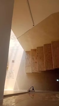 البلديه مقابل ياسين خريبط • شقة معزولة • ماء وكهرباء مشمول