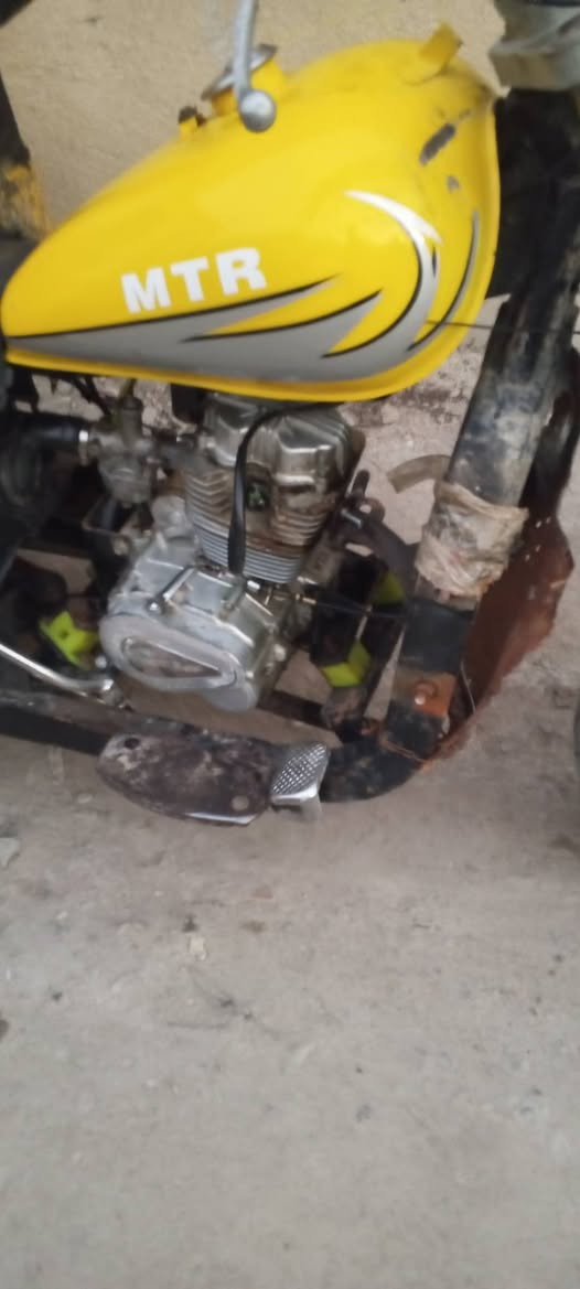 ستوته لبيع اوراق موديل 13 سعر850بيه مجال مكاني الهوير ***********
