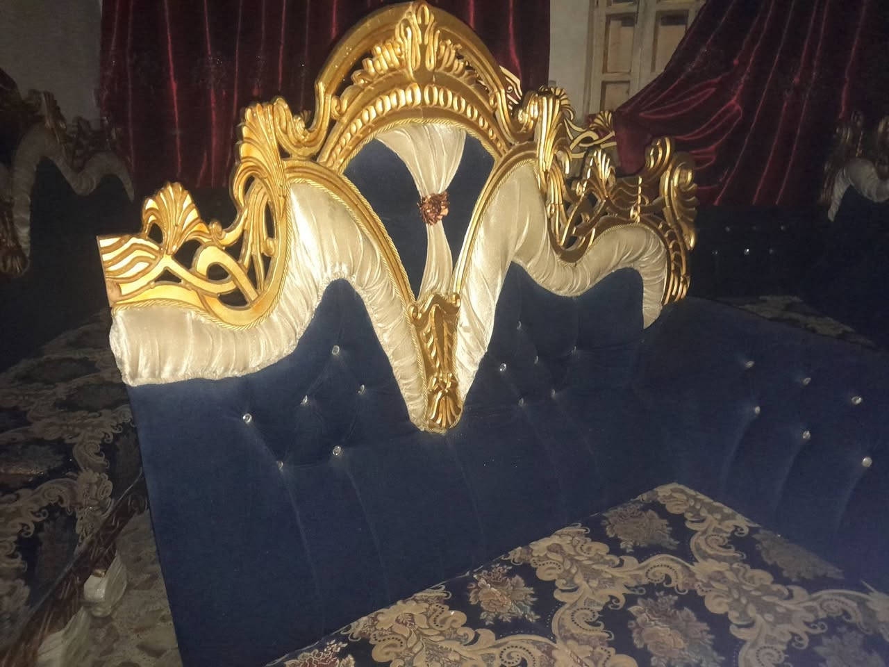 البيع بغداد بياع حي تراث سعر ٩٠٠،،،،،،***********
