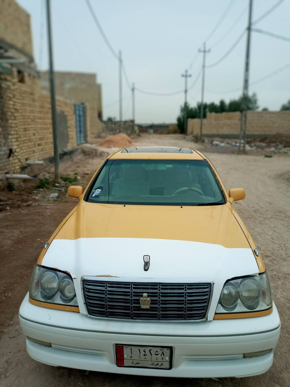 للبيع او مراوس 
ملكة موديل 2002 رقم كركوك لماني 
وكالة من المالك مباشرة كصه قماره
شاصي75محرك ديفور كبير 
سياره أصل كرستال 3دكم فتحه كشنات كهربائية برده خلفيه ثلاجه 
تبريد شغال سنتر لوك حدادية جديدة كهربائيات كلها شغاله 
تخم تاير جديد مصفره من هيه وصل خط قاسم بغداد عليها غرامات 8ورقات مرور تنزل من سعرها 
سعر 60وبها حك الجيه ستفسار *********** بابل القاسم
