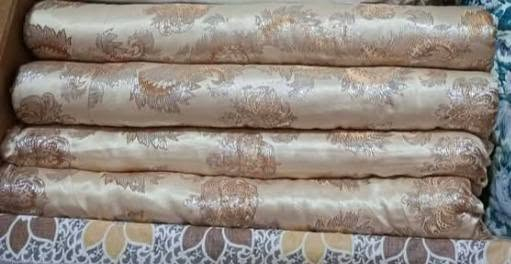 جودلي للبيع سعرها 10الف
فغيشات للبيع عدد 2 السعر 25
مخاد للبيعالسعر اثنينم5الف


**إذا كنت صاحب هذا الإعلان وتريد حذفه لأي سبب، رجاءا أرسل رسالة إلى الدعم الفني**
