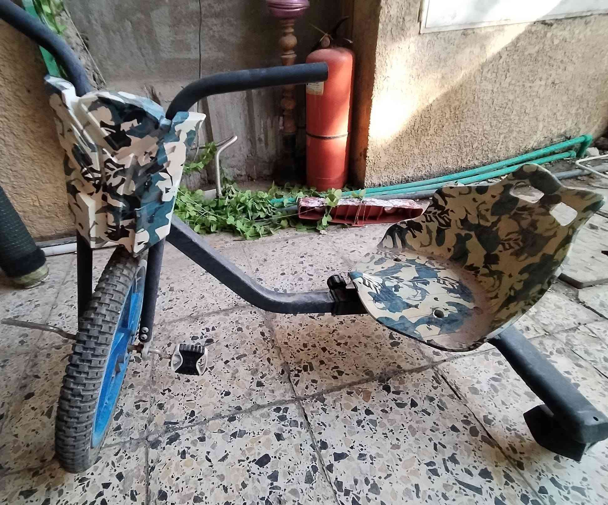 مرحبا.. اغراض اطفال مستعمله للبيع/بغداد الكاظميه /*********** مراسله واتساب فقط
