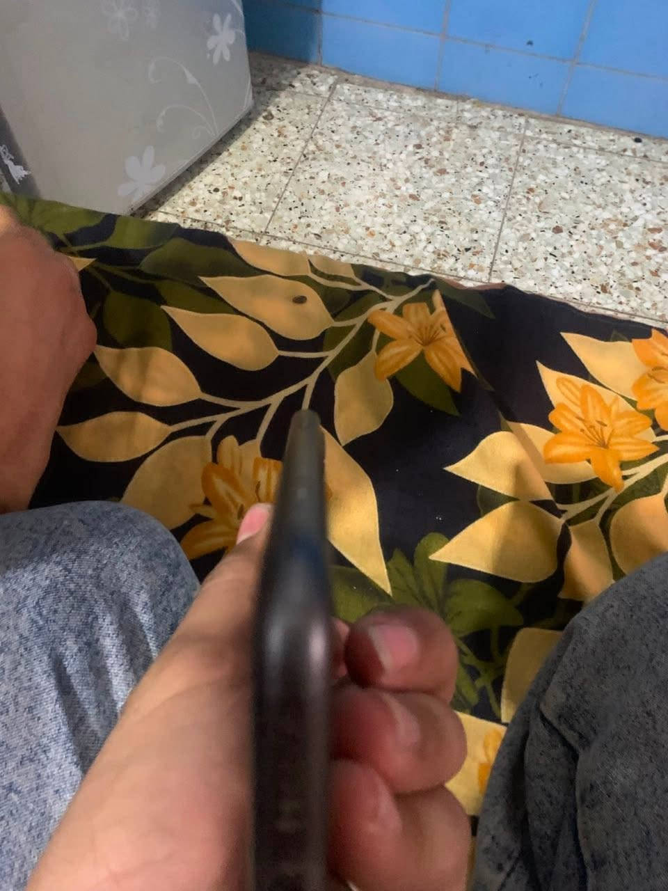 ايفون 11 العادي جهاز نضيف جدا 90 بل ميه نضافه 
ضهر بلادي غير مستبدل والشاشه غير مستبدل ذاكره 128 فيس ايدي شغال مستبدل فقط بطاريه اصليه رقمي للتواصل *********** واتساب او ماسنجر فقط السعر 225وبي مجال للشراي
