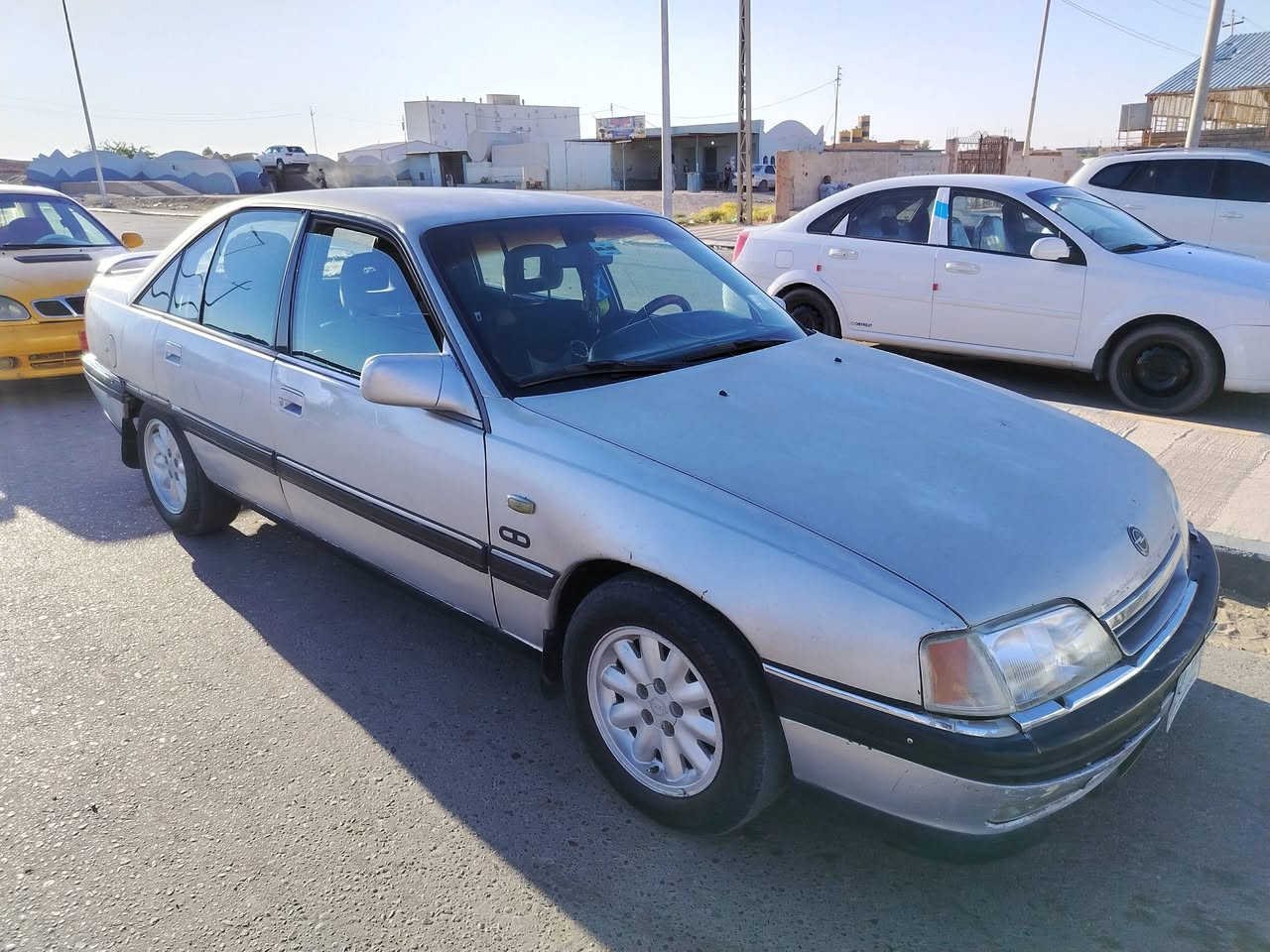 السلام عليكم سيارة أوبل اوميكا موديل 92 رقم كركوك شرط التحويل كير محرك شرط السعر 38 وبيها مجال مكانها بيجي ***********
