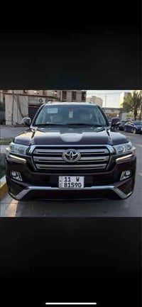 2017 Toyota Landcruiser · Suv · المسافة المقطوعة: 111000 كم  السلام عل...