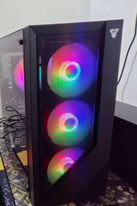 تجميعه مستخدمه للبيع المواصفاتpc  كرت الشاشة NVIDIA GeForce RTX 4060  ...