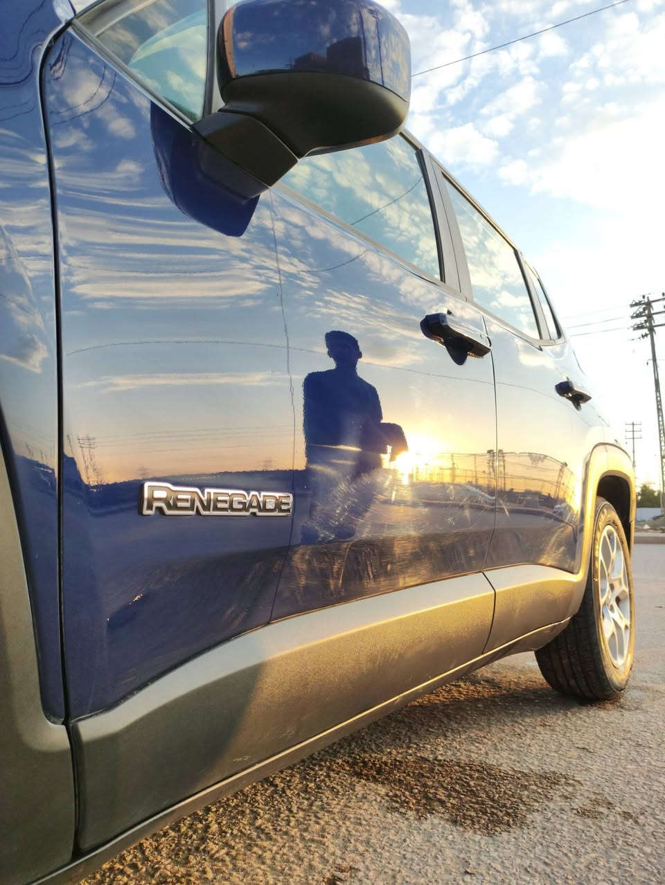 السلام عليكم
جيب رنجيد موديل 2018. فئة لاتيدو.    

ماشيه 85 الف ((كيلو )). السياره جدا جديده 

محرك 2.4 تنفس طبيعي  تو ويل

كير 9 نمر  يعني بالمعدل و السفر جدا مرتاحه بمعدل  160 رونك 2 بشرط  و ضمانك بالسياره تروح عمره للسعوديه 

مواصفات

بصمه 

دخول ذكي 

شاشه و كامره دواره 

سايد بريك كهربائي 

جام اوتو 

تشغيل عن بعد 

باقي موصفات ال لاتيدو

سياره باسمي رقم نجف دولي مكاني النجف 

((مطلوب مراوس فقط  بتسلا موديل 3 ))

اخوان قيمة السياره 125ورقه الى 120 ورقه لان كلشي بسعره و نظافته

صور حادث امريكا موجوده بالمنشور حادث سطحي تبديل جاملغ+بنيد. + اكو طعجه بالجنطه مصلحه نفسها   باقي السياره ليبل واحد  

سياره نظيفة بنسبه 95% داخل و خارج و من الاسفل تشوف بعينك


**إذا كنت صاحب هذا الإعلان وتريد حذفه لأي سبب، رجاءا أرسل رسالة إلى الدعم الفني**