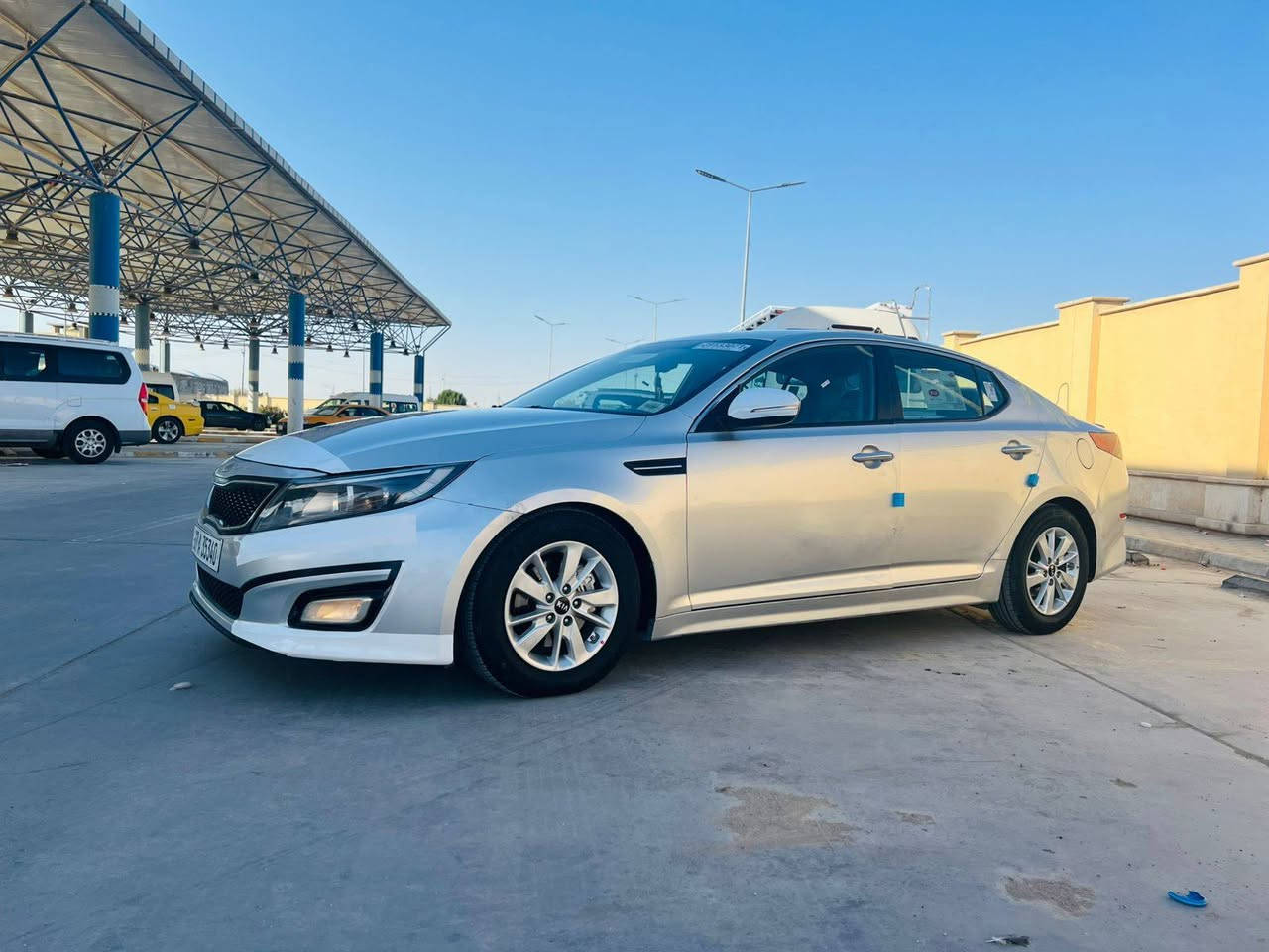 السلام عليكم كيا اوبتيما موديل 2014 رقم ذي قار بسمنه تحويل شوكت ماتريد    وارد امريكي كفاله عامه ضربه وتبديل وصبغ ماعدا مقدمه البنيد صبغ مكينه 2400 مكينه وكير وتبريد وحداديه كفاله مواصفات تحكم استيرن حساسات شاشه كبيره كامره دواره دسك امامي وخلفي السياره جديده مكاني ناصريه السعر 115 للاستفسار علئ الرقم(***********)
