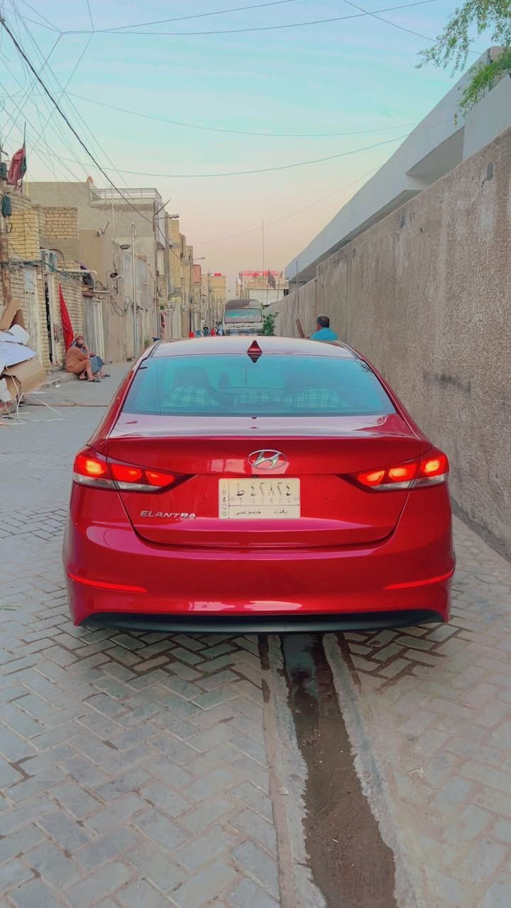 سلام عليكم انتره 2017
نص فول وارد امريكي  حادثها بامريكه قبق جنطه فقط وتبدلت بس قبق جنطه مكفوله كفاله عامه مكينه وكير  مصبوغه حزام فقط السعر خاص *********** متواجد واتساب
