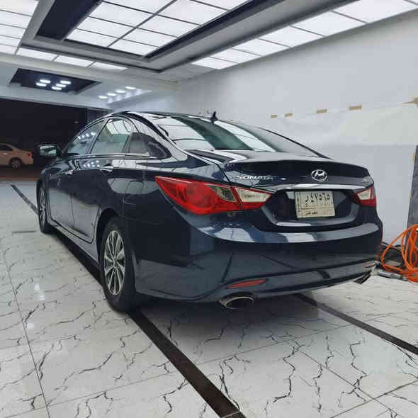 سوناتا موديل ٢٠١٢ وارد امريكي فول مواصفات ما عده الاسلايت 
ماشيه ١٣٨ ميل 
حادثها بنيد وجاملغ وبل عراق الباب الوره الصدر يعني ابيعلك ٣ قطع بدون دواخل
 رقم الانبار مشروح وطني تحويل مباشر سياره جاهزه
محرك ٢٠٠٠T تيربو
فول تحكم ستيرن 
حاكيه بلوتوث
نظام ABS
تبريد قطعتين
نظام ايكو 
محرك امعليله كازكيت از بس يعني انسه الدوانز 
تبريد تدفئه شغالات  وفول
سياره جاهزه وعلى ايدي 
نصبه فول واحلى من الصور 
عارضها ب٩٠$
مكاني بغداد الزعفرانية 
الاستفسار/***********
