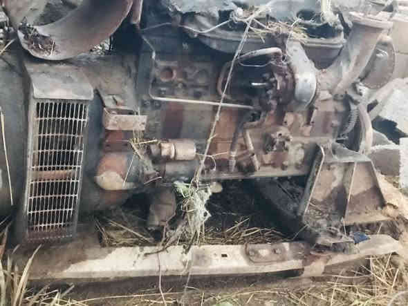 السلام عليكم عندي هذا المولد محترك اريد ابيعه المكان محافظه صلاح الدين قضاء بلد
