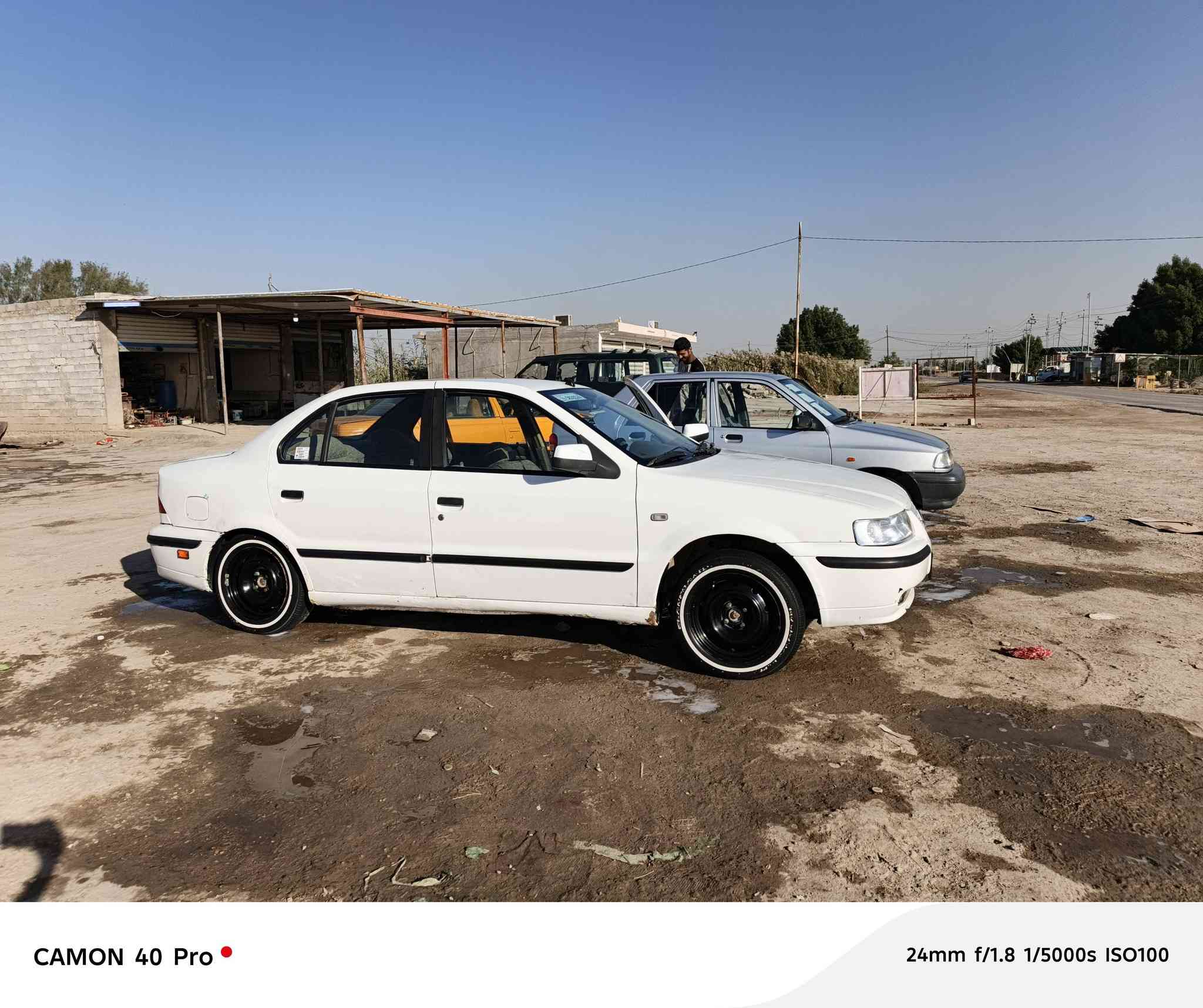 سمند للبيع
موديل ٢٠١١
سيارة مكفولة ماعدا خياسات بلهلالات فقط
السعر ٤٣ وبيه مجال 
مكان السياره ديوانيه طريق سنيه سياحي 
***********
