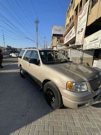 اكسبديشن ٢٠٠٥ • ٨ سلندر ٥٣٠٠ • مصبوغه