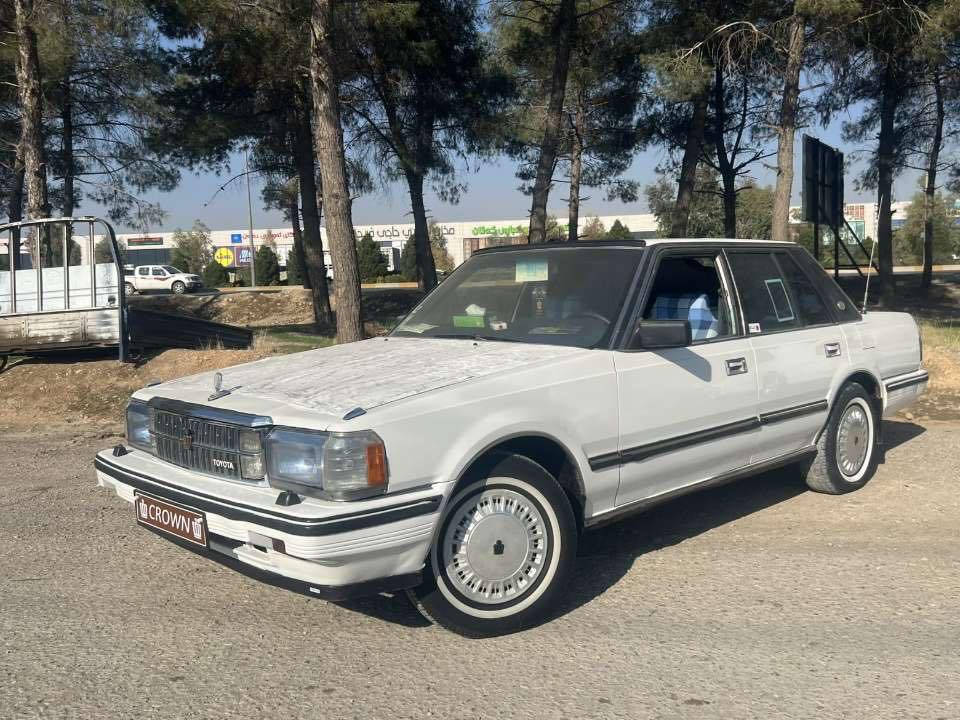 ئاڕمی پلاستیکی سلێمانیە خرامەبەشەرت مەکینەی 3هەزارئەڕنەبە تەبریدی مەزبوتە دەعمی نییە سڵایتە مۆدێلی ٨٦ته قه و ره قه به شيرت سه ياره كه جوانه له ره سمه كه جؤن بو روبه رو جوانتره هه مو شتيكى به شه رت له سليمانم تكايه جوابى كؤميت ناده مه وه ره قه م ته لفون  ***********
