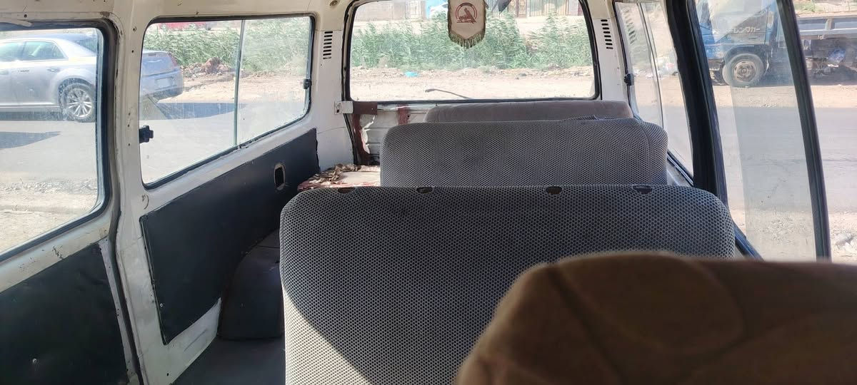 سلام عليكم سيارة هايسه موديل 96سياره جاهزه ع اخر حبايه كير مكينه اكسن صدر دواخل نضيفه سياره جاهزه سنويه صاقطه بل 18رقم راعيه موجود بس ما متواصل وياه خط وبث بيه رقمه بصره سعره 23وبيه مجال حك جيه مكان سياره ناصريه قضاء النصر ***********٪٪***********
