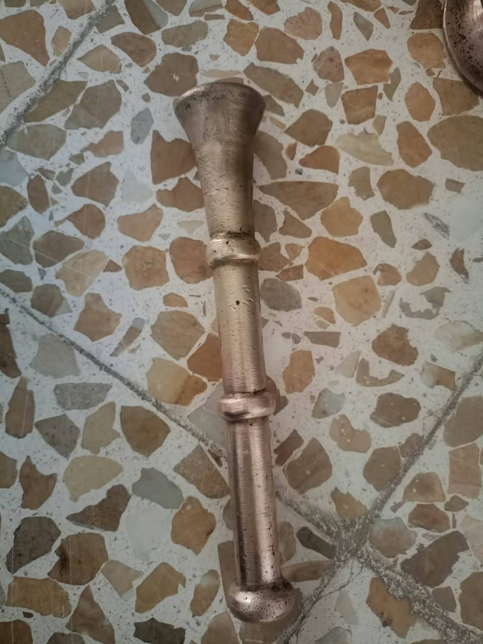 هاون للبيع  نضيفه  نحاس


**إذا كنت صاحب هذا الإعلان وتريد حذفه لأي سبب، رجاءا أرسل رسالة إلى الدعم الفني**