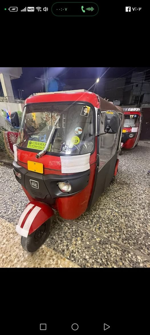 السلام عليكم تكتك للبيع مديل2018 أوراق المصطفى كاملات كشره مكفول مكينه مال عشرين العنوان الكماليه شارع المصرف السعر 3500 بلاش❤️‍🩹 ***********
