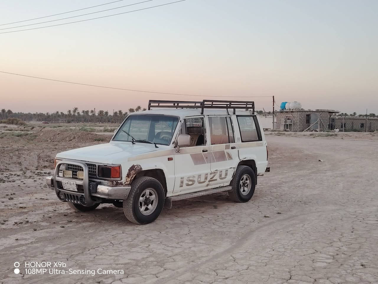سلام عليكم
سياره البيع عزوزه موديل ٨٨ محرك كير بطه

رقم بغداد الماني شرط تحويل تخم تايرات جديد

كهربائيات كلها شغالة السيارة نظيفة وسعر ٣٥ بيها مجال

رقم ***********   عنوان ديالى بلدروز
