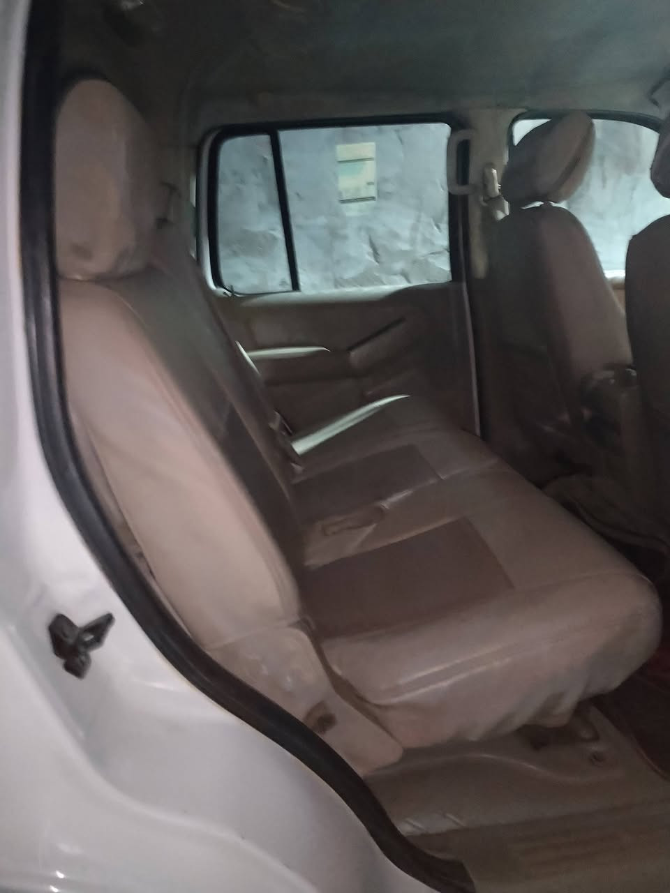 السلام عليكم سياره نوع فورت اكس بلور 2008 مكفوله كير محرك تبريد تدفه شغال تغم تاير رقم انكليزي بغداد مشروع وطني ابسمي ثاني يوم تحويل سنويه لاغايت واحد وتلاثين العنوان الأمين الثانيه رقم الهاتف *********** السعر 110 وبيه مجال
