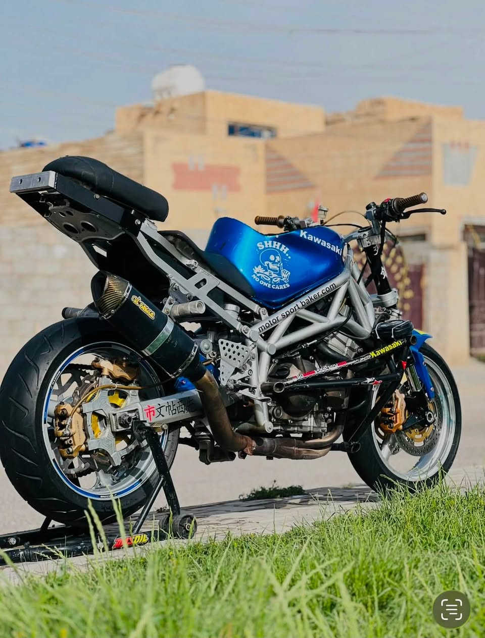 اوسكي 636 موديل 2004
شاصي بواري اصلي 
نكرة بكل وقت حماوة ماكو 
راديتر اصلي 
بكرة 65
صدر مال 2012
جاملغ مال 2012
دركة مال 2012
بريك بالايد 
عنبار برمبو 
فجوج ثنين خلفيات
مكاني كربلاء حي العامل 
 تفاصيل ***********
السعر 20 وبيهة مجال
