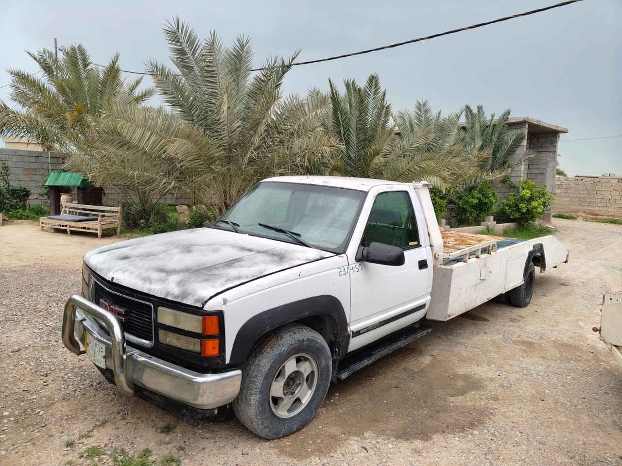 السلام عليكم كرين سطحة للبيع موديل 92رقم بغداد السعر 50ورقة بس بدون زحمه لاتواعد إذا موشراي اتصال اوتدلل ***********/***********
