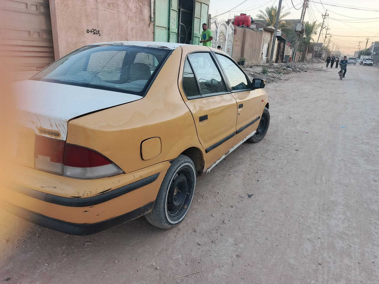 سمند ٢٠١١ اجره نظافه وسط بيها تبخير السياره جاهزه للشغل السعر ١٦ ورقه للاستفسار اتصل على الرقم *********** ابو احمد
