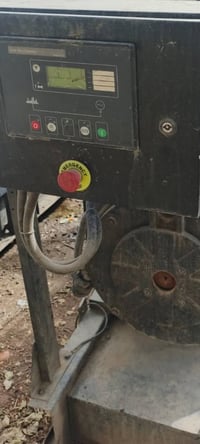 مولدة بيركنز ١٠٠ كيفي بلادية نظيفة جدا سيت بلادي للبيع بغداد ٠٧٧١٤٢٦٠٨...