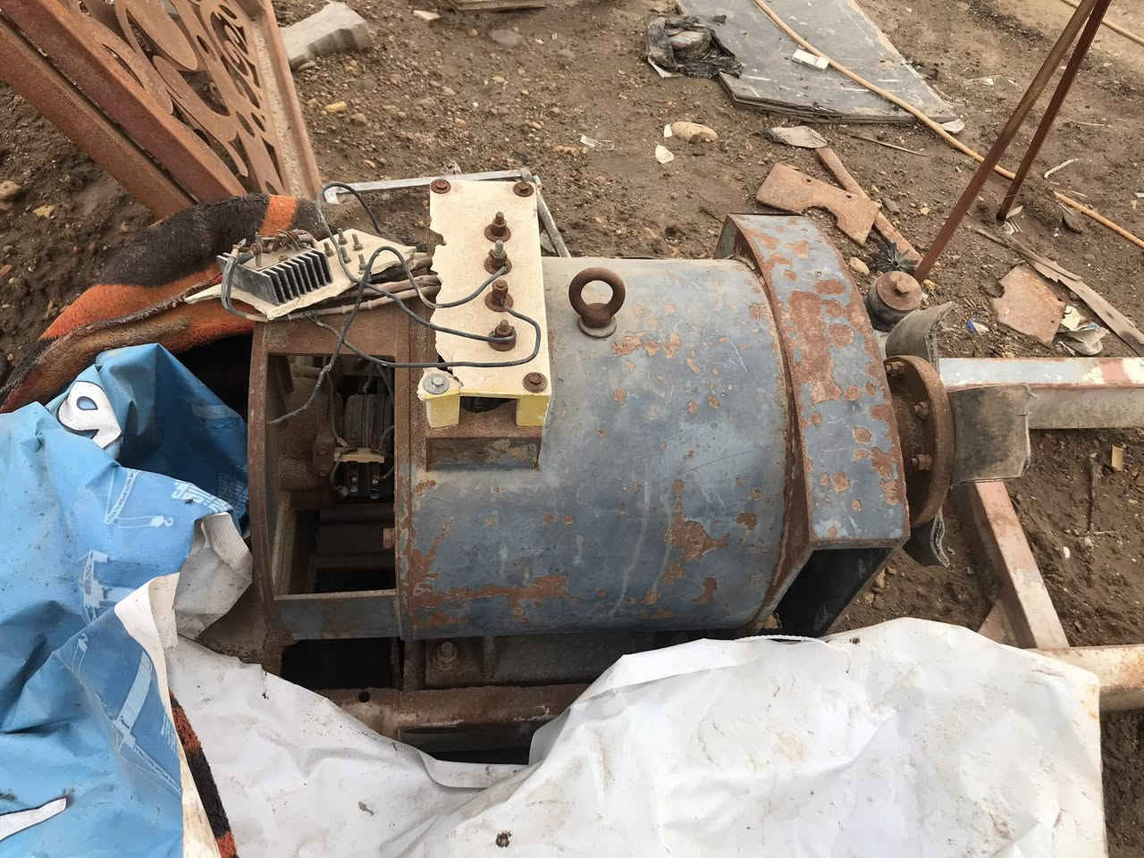 السلام عليكم راس توليد ٤٠kv ٣ فيز شغال   ملفوف جديد و شاصي بلاد السعر٤٠٠ العنوان واسط قضاء الحي


**إذا كنت صاحب هذا الإعلان وتريد حذفه لأي سبب، رجاءا أرسل رسالة إلى الدعم الفني**