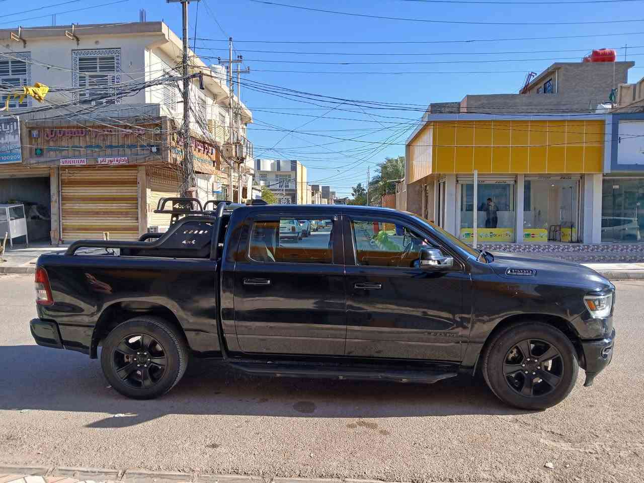 رام ٢٢ ، ماشية ٤٠ الف ، بك هورن نضيفة حيل دواخلها جدا نضيفة للاستفسار اتصل على الرقم *********** باقي المواصفات معروفة
