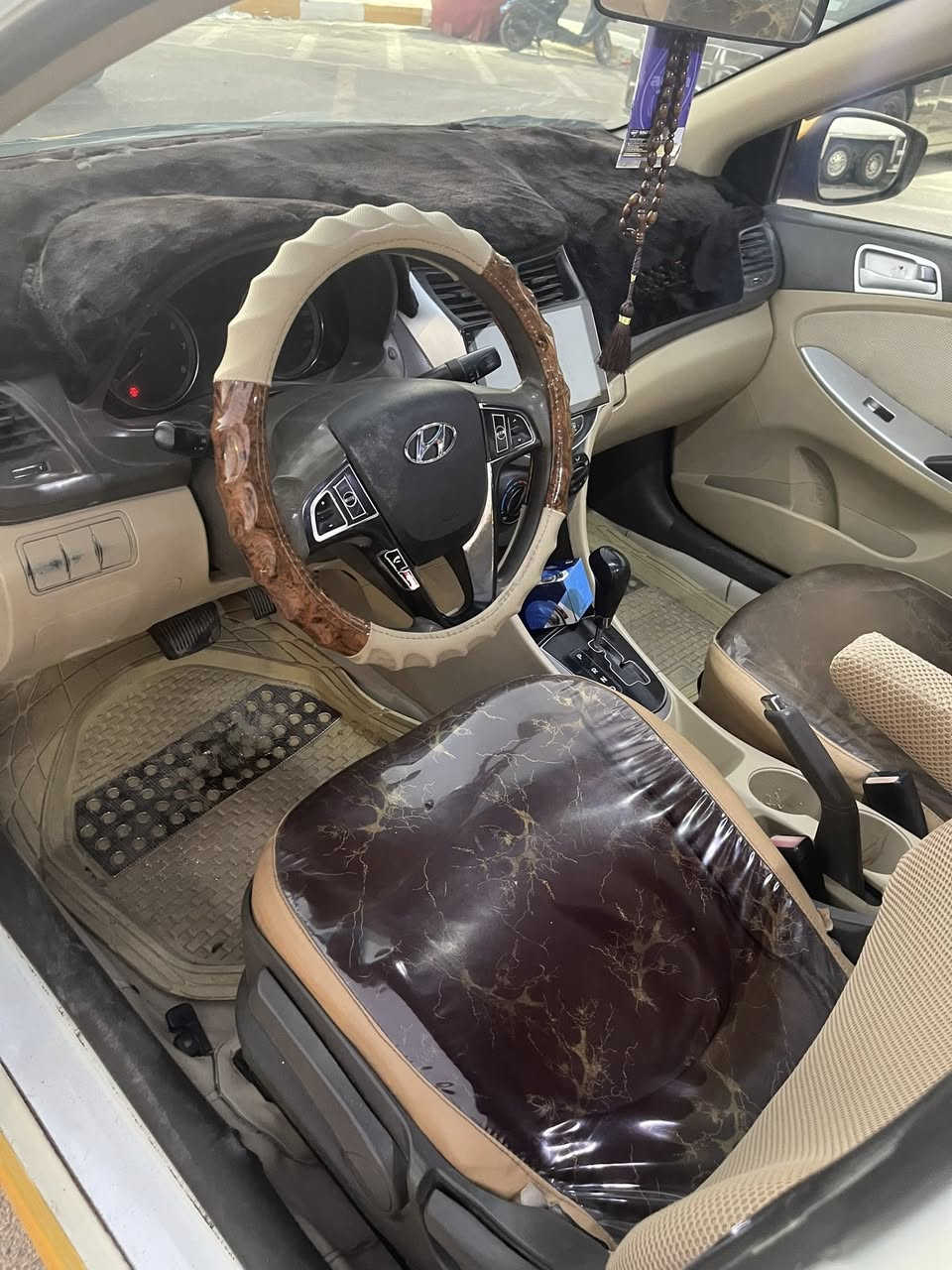 السعر 77
خليجي تبديل جاملغ امامي فقط بدون دواخل جاهزه محرك 1600 جديد تبريد شغال تحويل ثاني يوم مكاني ناصريه مركز ***********
