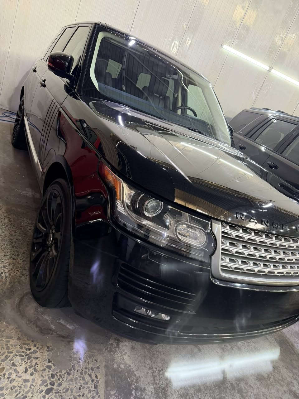 السلام عليكم رانج فوك داخله سياحه أبيع حديده
2014 كفاله من سرقه وإنتربول سياره جديده لوك 

*********** مكان بغداد
