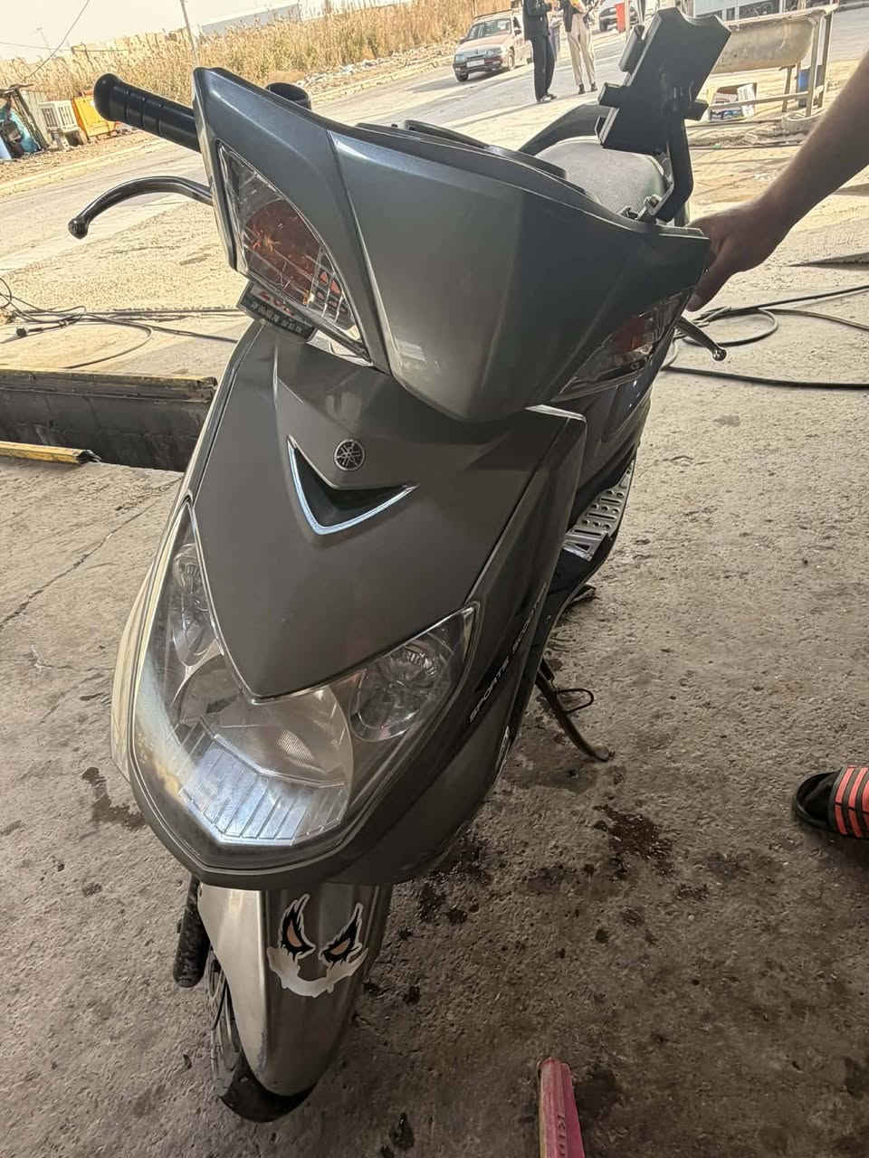 سكنس فحل كوري كابريتر دراجه ما ناقصه كلشي مكاني بغداد سعره ٨٠٠ الاتصال ع لرقم ***********
