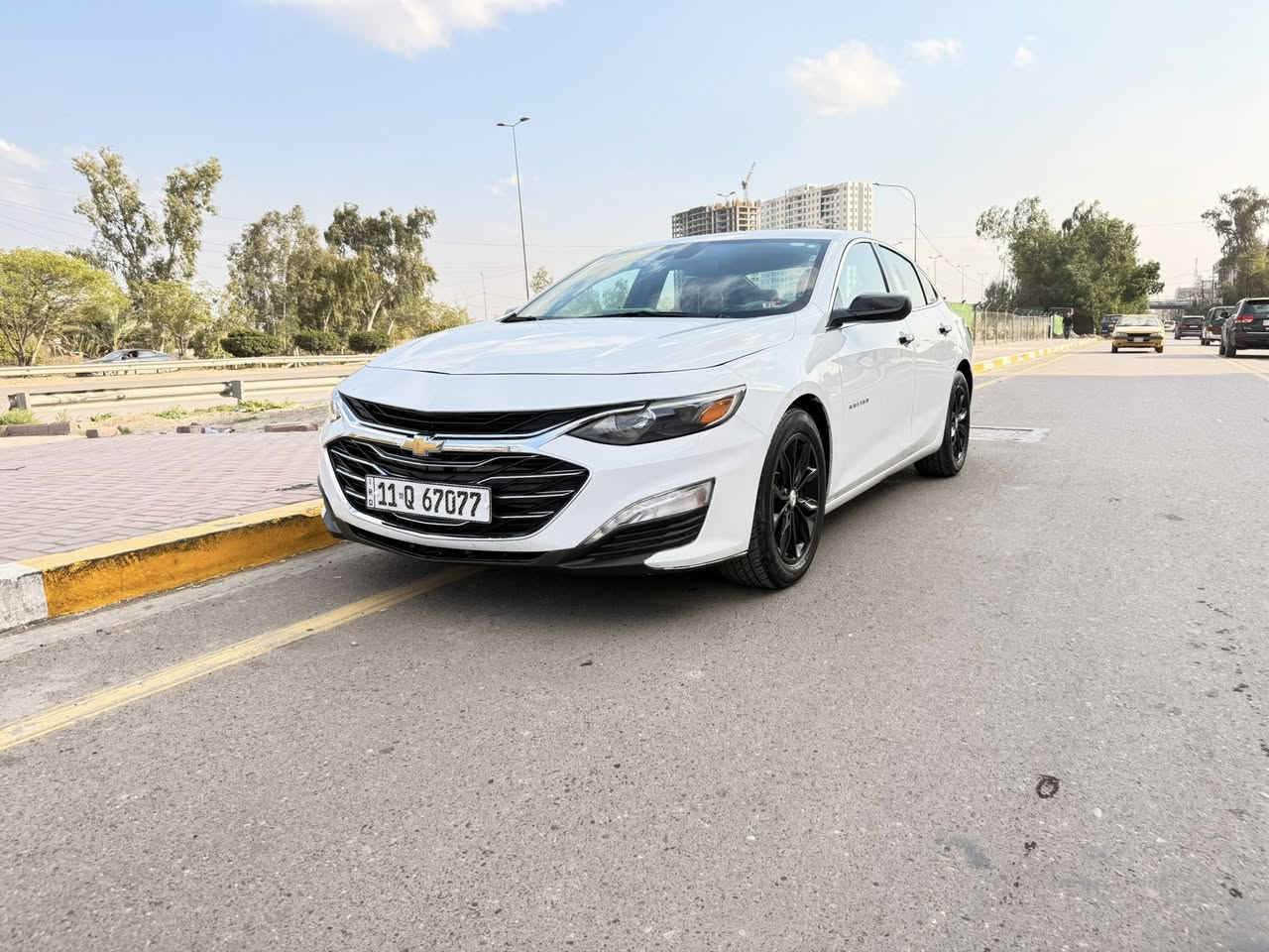 ماليبو 2023 LT رقم بغداد للبيع مكفولة بدون صبغ حادث كسر بالدعامية فقط بيها بارد على كد اصبع بالبند وبارد صغير باب السايق مكفوله من الصبغ والفتح والتبديل جاهزة بدون اي نقص كلوب بالدشبول مابيها تخم تاير جديد صدر كير مكينة تبريد تدفئة كله مكفول مواصفات ال lt  بصمة كشن كهرباء تبريد قطعتين رادار حساس نقطع عمياء تحديد مسار قيادة ذاتيه شاشة كبيرة كاميرا تدفئة كشنات داته شو ماشية 60 ميل بجم زينون عالي ناصي ولدات السعر المطلوب 138 وبي مجال بسيط للشراي اي استفسار *********** مكاني بغداد الاعظمية
