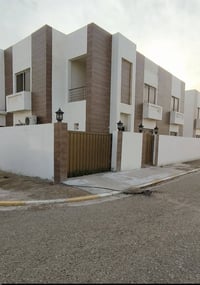 الفلوجة • ٢٨٠م • ٦ غرف